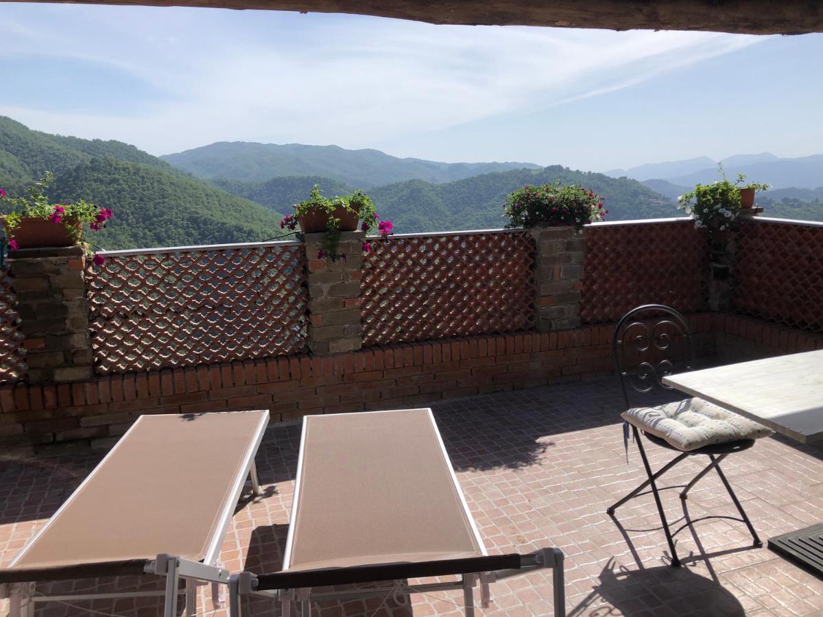 Home Holidays Crasciana, Con Terrazza Vista Sulle Alpi Apuane. Экстерьер фото